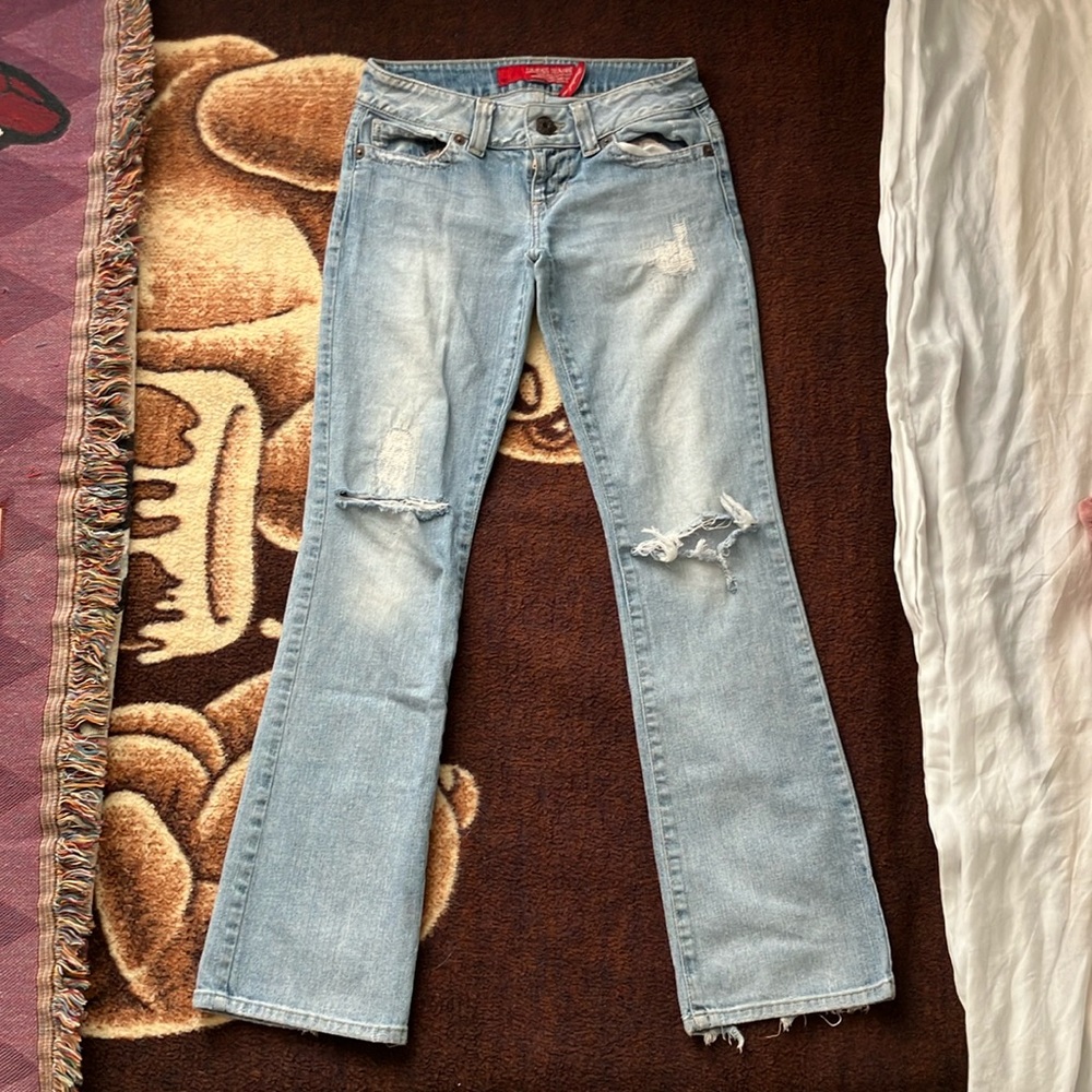Distressed Light Wash Guess Jeans